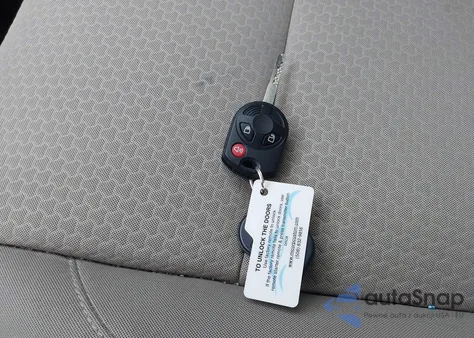 2018 Ford Escape Se z USA, uszkodzony, nr VIN 1FMCU0GD3JUC27392